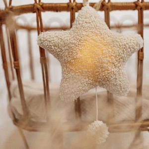 Мобиль музыкальный с подсветкой Mrs. Ertha "Star", ванильный